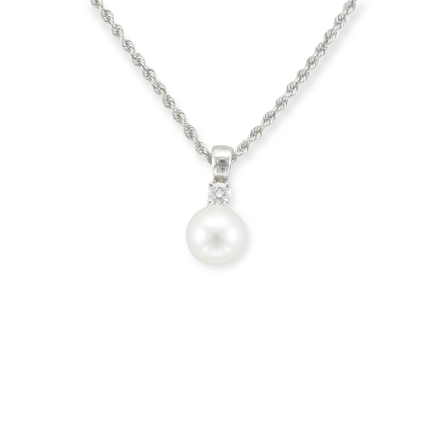 Pearl and Diamond Round Pendant